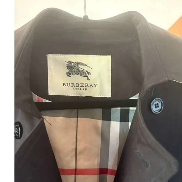 Burberry Trench Coat - Picture 4 of 4